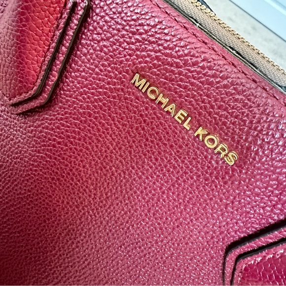 Michael Kors Crossbody Tote - Picture 15 of 15